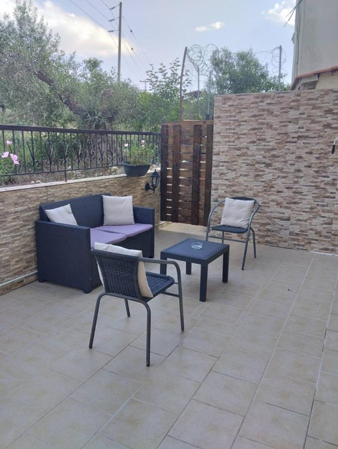 Katerina Apartments Kalamata Exterior photo